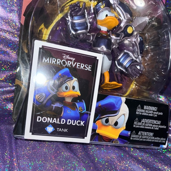 Disney MirrorVerse Donald Duck - Picture 3 of 5